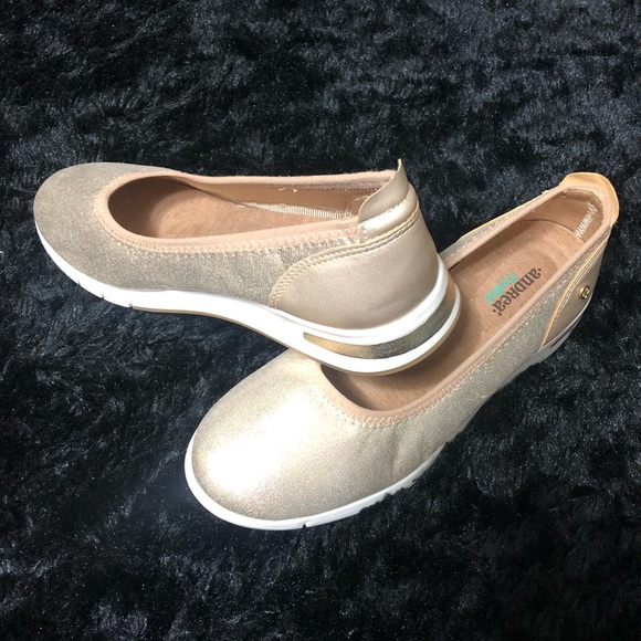 Andrea Shoes Sz 7 - Picture 2 of 14